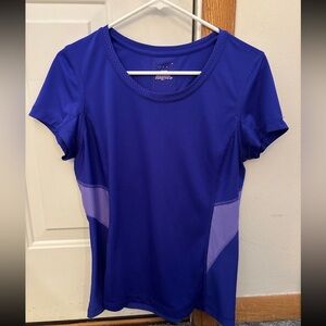 Woman’s athletic top- large